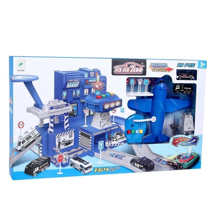 Парковка &laquo;Полицейская часть&raquo;, с самолётом, свет и звук, машина меняет цвет от воды