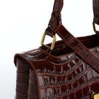 Сумка-мессенджер на клапане, длинный ремень, цвет коричневый Сумка-мессенджер на клапане, длинный ремень, цвет коричневый