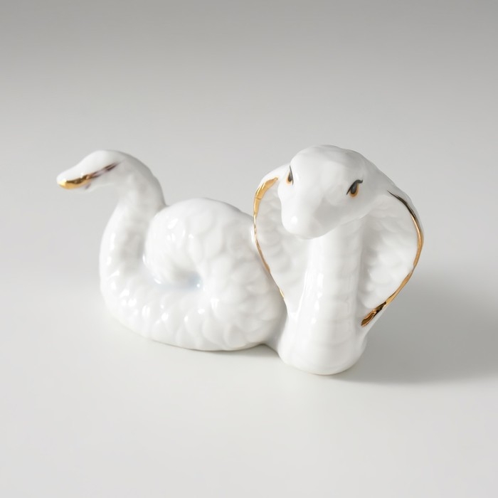 Сувенир керамика Сувенир керамика "Белая кобра" с золотом 4,3х6,4х4,8 см