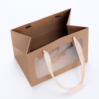 Пакет подарочный с широким дном и окном 20 × 14 × 13,2 см, крафт Пакет подарочный с широким дном и окном 20 × 14 × 13,2 см, крафт