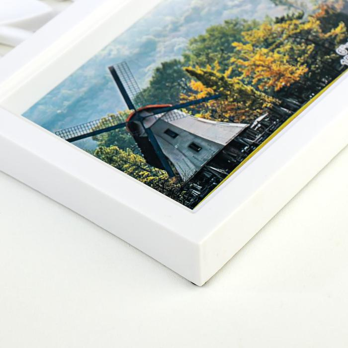 Фоторамка пластик на 3 фото 10х15, 12х12 см Фоторамка пластик на 3 фото 10х15, 12х12 см "Ветерки" белая 30х32х2 см