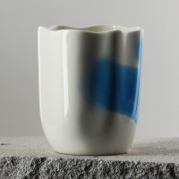 Кружка керамическая неровный край &laquo;Разводы&raquo;, 350 мл, цвет голубой