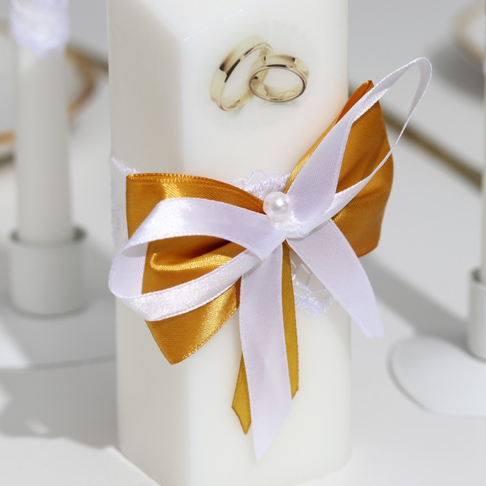 Набор свечей Набор свечей "Кружевной с бантиком" золотой: домашний очаг 6,8х15см, родительские 1,8х17,5см