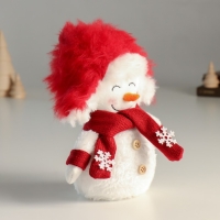 Кукла интерьерная "Снеговик в красной шапке ушанке-колпаке" 19 см Кукла интерьерная "Снеговик в красной шапке ушанке-колпаке" 19 см