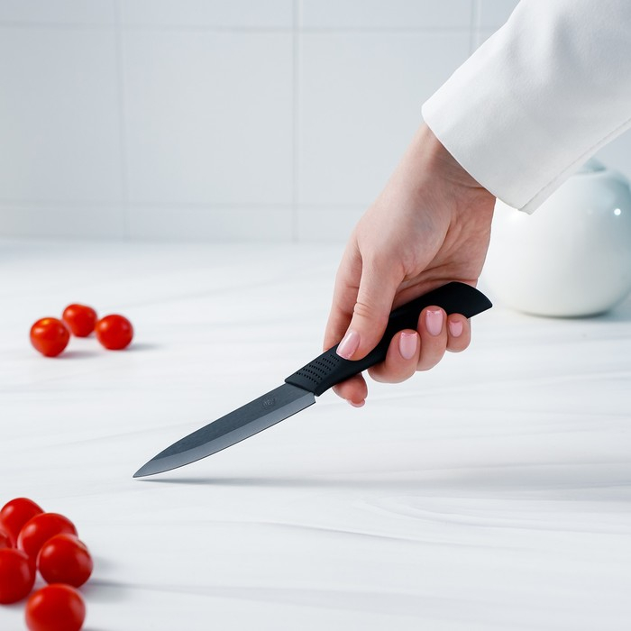 Нож кухонный керамический Magistro Black, лезвие 9,5 см, ручка soft-touch, цвет чёрный Нож кухонный керамический Magistro Black, лезвие 9,5 см, ручка soft-touch, цвет чёрный