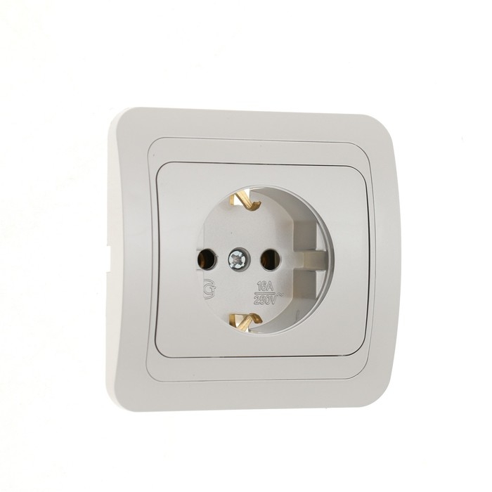 Розетка одноместная Luazon Lighting Розетка одноместная Luazon Lighting "Орион", 16 А, скрытая, с з/к, серебристая