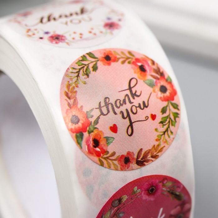 Наклейка бумага Наклейка бумага "Цветочные" d=2,5 см 500 шт в рулоне 3х6,5х6,5 см