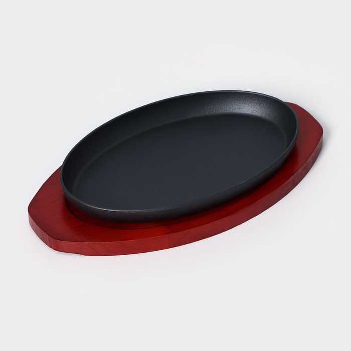 Сковорода чугунная &laquo;Овал&raquo;, 26,5&times;16,5 см, на деревянной подставке