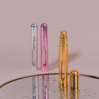 Флакон для парфюма, с распылителем, 12 мл, цвет МИКС Флакон для парфюма, с распылителем, 12 мл, цвет МИКС