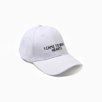 Кепка женская с вышивкой MIST Hearts, белый, р. 56-58 Кепка женская с вышивкой MIST Hearts, белый, р. 56-58