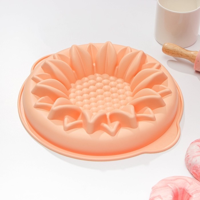 Форма для выпечки Доляна «Подсолнух», силикон, 29×6 см, с ручками, цвет МИКС Форма для выпечки Доляна «Подсолнух», силикон, 29×6 см, с ручками, цвет МИКС