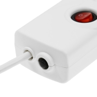 Сетевой фильтр Luazon Lighting, 5 розеток, 3 м, 3500 Вт, 3х1 мм2, 16 A, 220 В, c предохранителем, белый Сетевой фильтр Luazon Lighting, 5 розеток, 3 м, 3500 Вт, 3х1 мм2, 16 A, 220 В, c предохранителем, белый