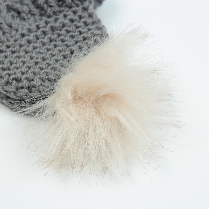 Шапка вязаная для собак, с помпоном, XS-S (объем головы 22 см, высота 7,5 см), микс