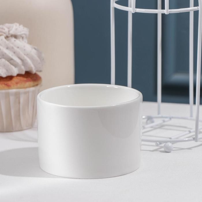 Конфетница керамическая &laquo;Голубка&raquo;, 200 мл, 9,5&times;18 см, цвет белый