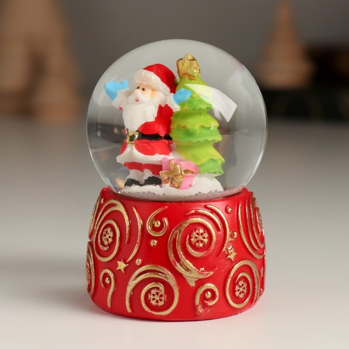 Сувенир полистоун водяной шар Сувенир полистоун водяной шар "Снежные узоры с персонажем" МИКС 4,5х4,5х6,8 см