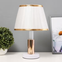 Настольная лампа "Алми" Е27 40Вт бело-золотой 24х24х36 см Настольная лампа "Алми" Е27 40Вт бело-золотой 24х24х36 см