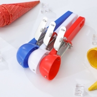 Ложка для мороженого Доляна «Помощник», 20,5 см, 50 мл, цвет МИКС Ложка для мороженого Доляна «Помощник», 20,5 см, 50 мл, цвет МИКС