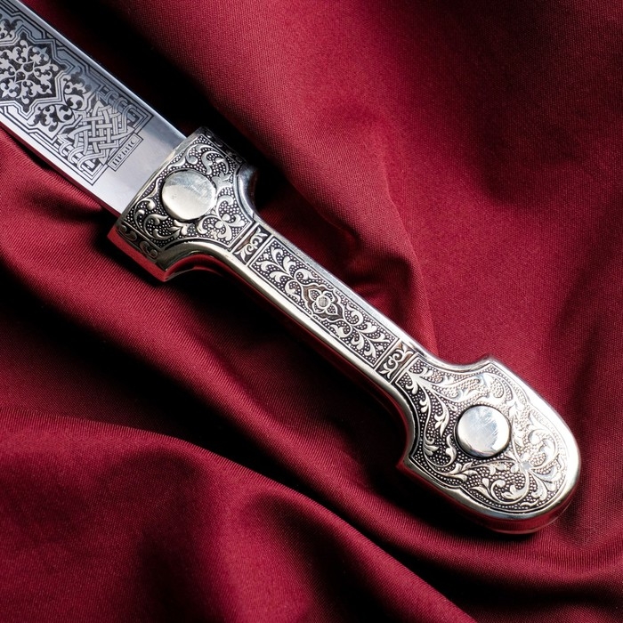 Кинжал кавказский, сувенирный Кинжал кавказский, сувенирный "Ирбис №1" наборный-кожа/мельхиор