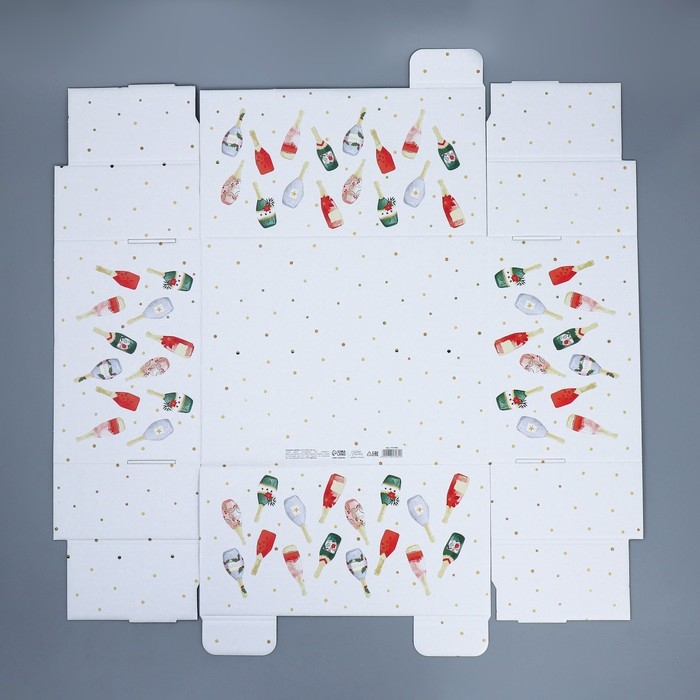 Коробка подарочная новогодняя складная &laquo;Шампанское&raquo;, 31,2 х 25,6 х 16,1 см, Новый год