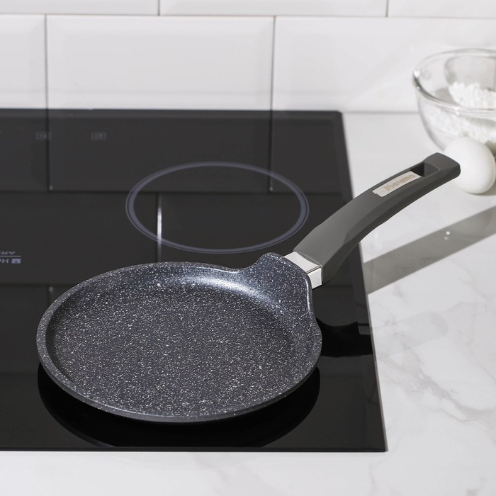 Сковорода блинная &laquo;Гранит&raquo;, d=20 см, пластиковая ручка, антипригарное покрытие, цвет серый