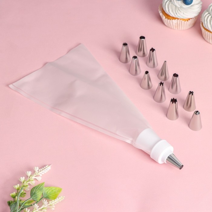 Набор кондитерский Доляна «Помощник», 13 предметов: 12 насадок d=1,8 см, мешок 23 см, насадки МИКС Набор кондитерский Доляна «Помощник», 13 предметов: 12 насадок d=1,8 см, мешок 23 см, насадки МИКС