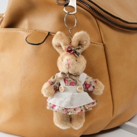 Брелок текстиль "Зайка в цветочном сарафане" 8,5х4х14 см Брелок текстиль "Зайка в цветочном сарафане" 8,5х4х14 см