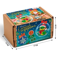 Набор &laquo;Новогодние шары&raquo;, шар &mdash; 9 см и 7 см, с наклейками, с деревянными основами