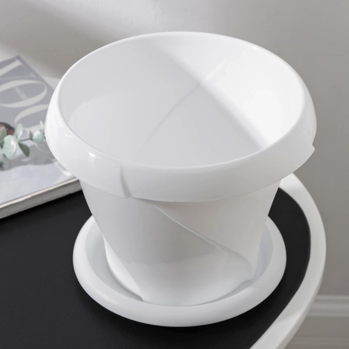 Горшок с поддоном &laquo;Флориана&raquo;, 2,8 л, цвет белый