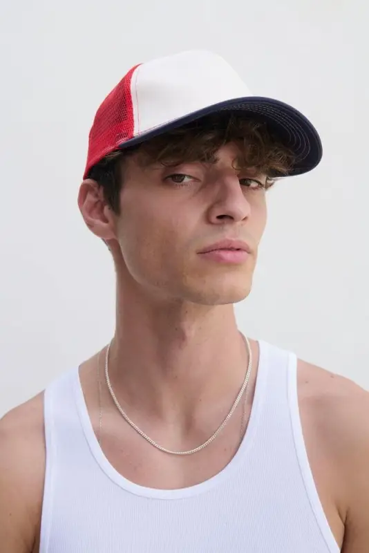 Бейсболка Blink, черная с молочно-белым Бейсболка Blink, черная с молочно-белым