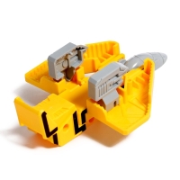 Робот &laquo;Цифра 4&raquo;, трансформируется