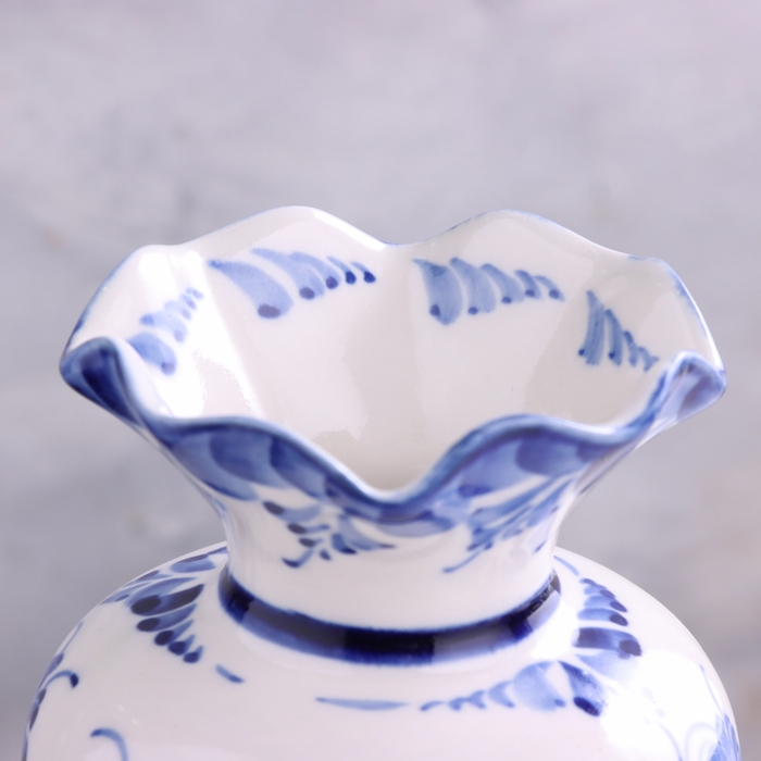 Ваза "Волна", 17 х 11 см, гжель