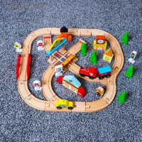 Железная дорога, 60 элементов, в собран. Виде: 48&times;46 см, в пластиком боксе