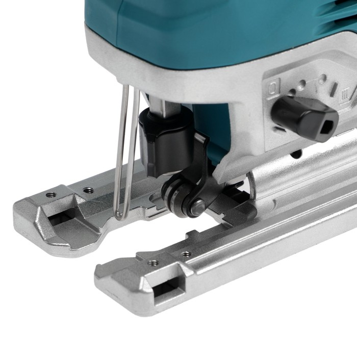 Лобзик Makita JV0600K, 650 Вт, 500-3100 об/м, 3 режима, ход 23 мм, рез 90 мм Лобзик Makita JV0600K, 650 Вт, 500-3100 об/м, 3 режима, ход 23 мм, рез 90 мм