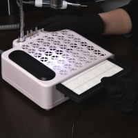 Аппарат для маникюра и педикюра Windigo LMH-04, 80 Вт, 35000 об/мин, лампа, ручка, белый Аппарат для маникюра и педикюра Windigo LMH-04, 80 Вт, 35000 об/мин, лампа, ручка, белый