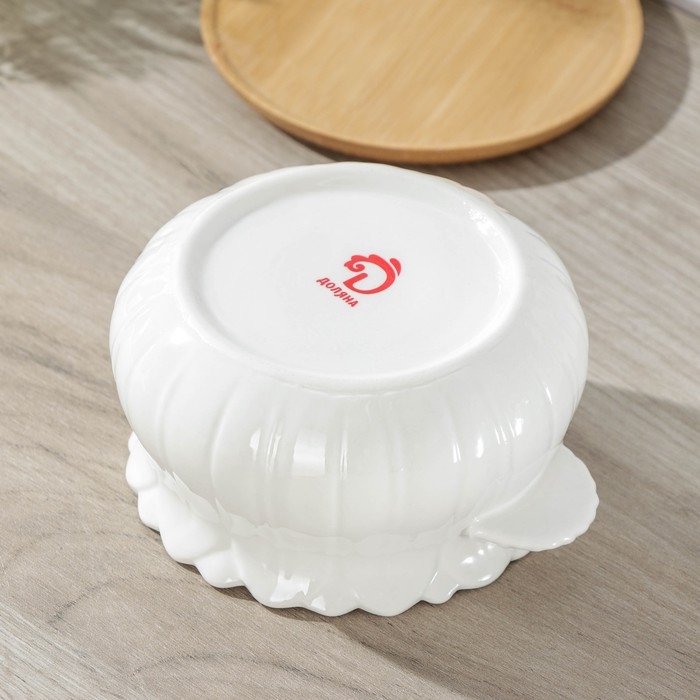 Сахарница фарфоровая с ложкой на деревянной подставке Доляна «Тюльпан», 350 мл, цвет белый Сахарница фарфоровая с ложкой на деревянной подставке Доляна «Тюльпан», 350 мл, цвет белый