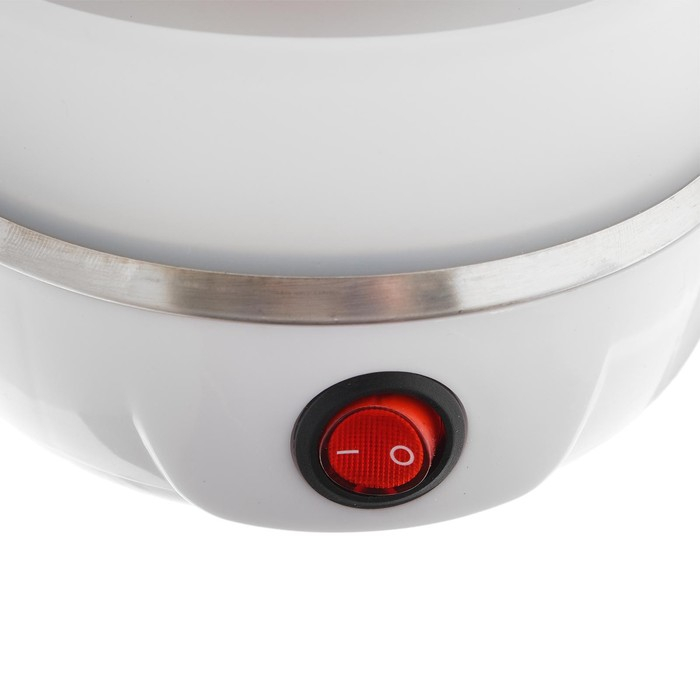 Чайник электрический Luazon LSK-1812, пластик, 0.6 л, 600 Вт, дорожный, белый Чайник электрический Luazon LSK-1812, пластик, 0.6 л, 600 Вт, дорожный, белый