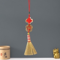 Подвеска "Талисман. Веник с 5-ю монетками и узлом счастья" 32 см Подвеска "Талисман. Веник с 5-ю монетками и узлом счастья" 32 см
