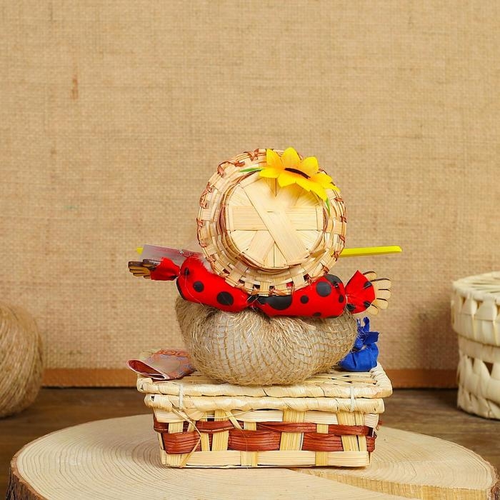 Оберег - шкатулка &laquo;Домовой&raquo;, на сундучке, 12х17х19 см, микс