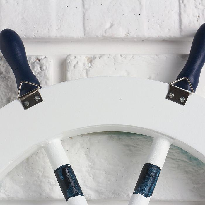 Вешалка интерьерная &laquo;Штурвал&raquo;, 3 крючка, бело-синяя, 45 х 28 х 5 см