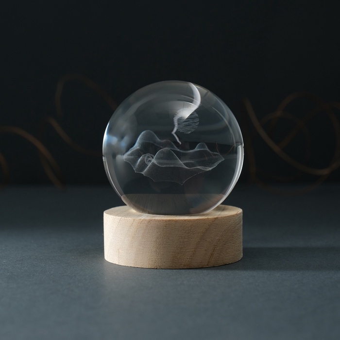 Сувенир стекло подсветка Сувенир стекло подсветка "Шар. Геометрия Горы" d=6 см подставка дерево, USB