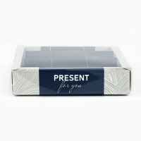 Коробка под 9 конфет с ячейками &laquo;Подарок&raquo;, 14,5 х 14,5 х 3 см