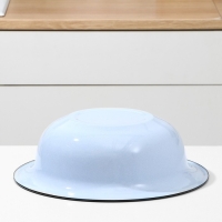 Таз эмалированный «Клубника садовая», 7 л, 38,5×12 см, индукция, цвет серо-голубой Таз эмалированный «Клубника садовая», 7 л, 38,5×12 см, индукция, цвет серо-голубой