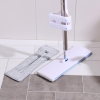 Швабра с отжимом и щёткой, 2 насадки из микрофибры 38&times;12 см, стальная ручка 136 см