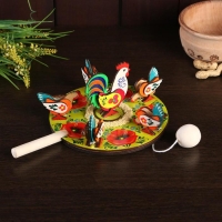 Сувенир "Курицы клюющие с петухом", d=16 см, микс Сувенир "Курицы клюющие с петухом", d=16 см, микс