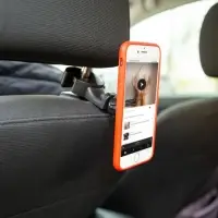 Магнитный держатель на подголовник Crook