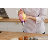 Набор кондитерский 12 предметов: 8 насадок d=3,7 см, адаптер d=4 см, 3 мешка 22×32 см, насадки МИКС Набор кондитерский 12 предметов: 8 насадок d=3,7 см, адаптер d=4 см, 3 мешка 22×32 см, насадки МИКС