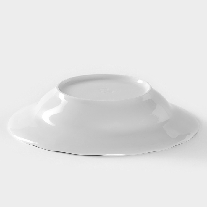 Тарелка глубокая фарфоровая «Надежда», 250 мл, d=20 см Тарелка глубокая фарфоровая «Надежда», 250 мл, d=20 см