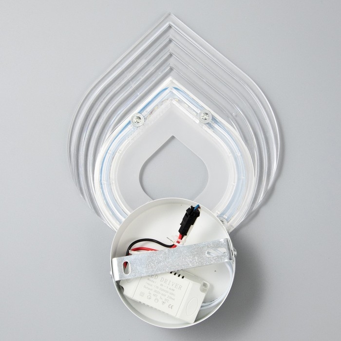 Бра Бра "Лист" LED 12Вт 3000-4000К белый 24х19х4 см