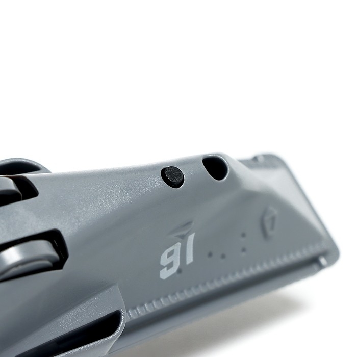 Корабль «Авианосец», инерция, звук, на батарейках Корабль «Авианосец», инерция, звук, на батарейках