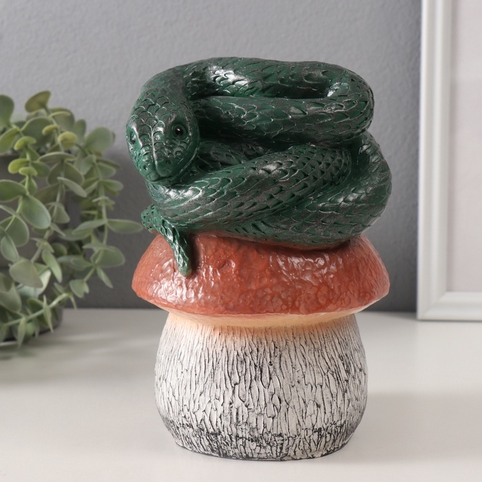 Копилка Копилка "ЗМЕЙКА НА ГРИБЕ" 11 х11 х 18 см.